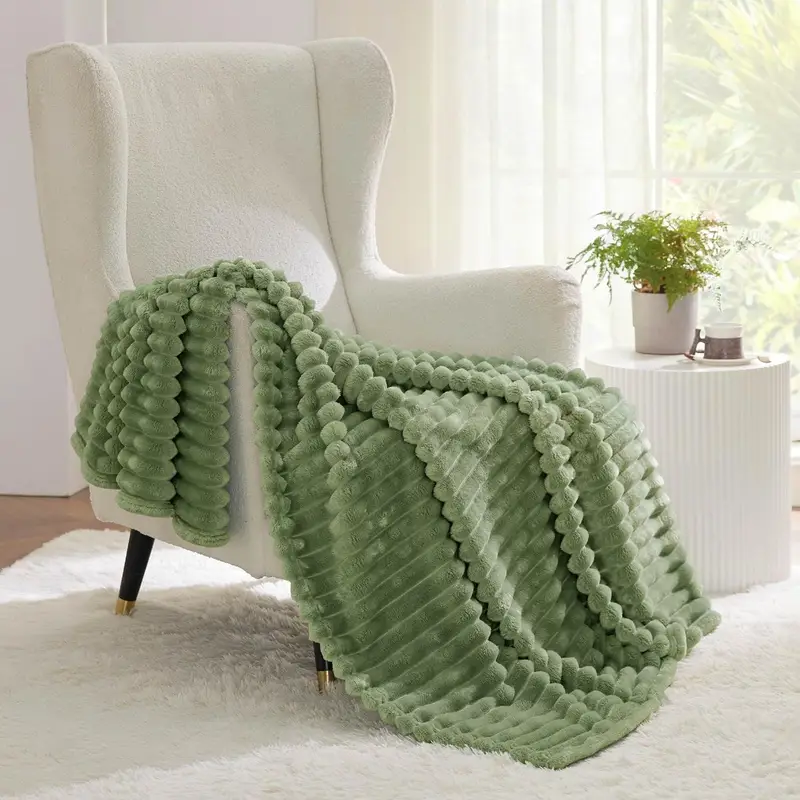 Double-sided Luxurious Faux Rabbit Fur Throw Blanket