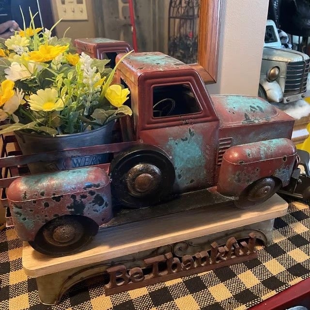 🚚Vintage Truck Planter