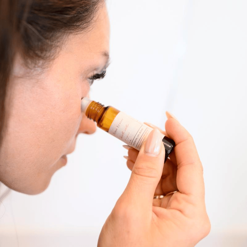 Time Eraser Rollerball -Castor oil & Frankincense