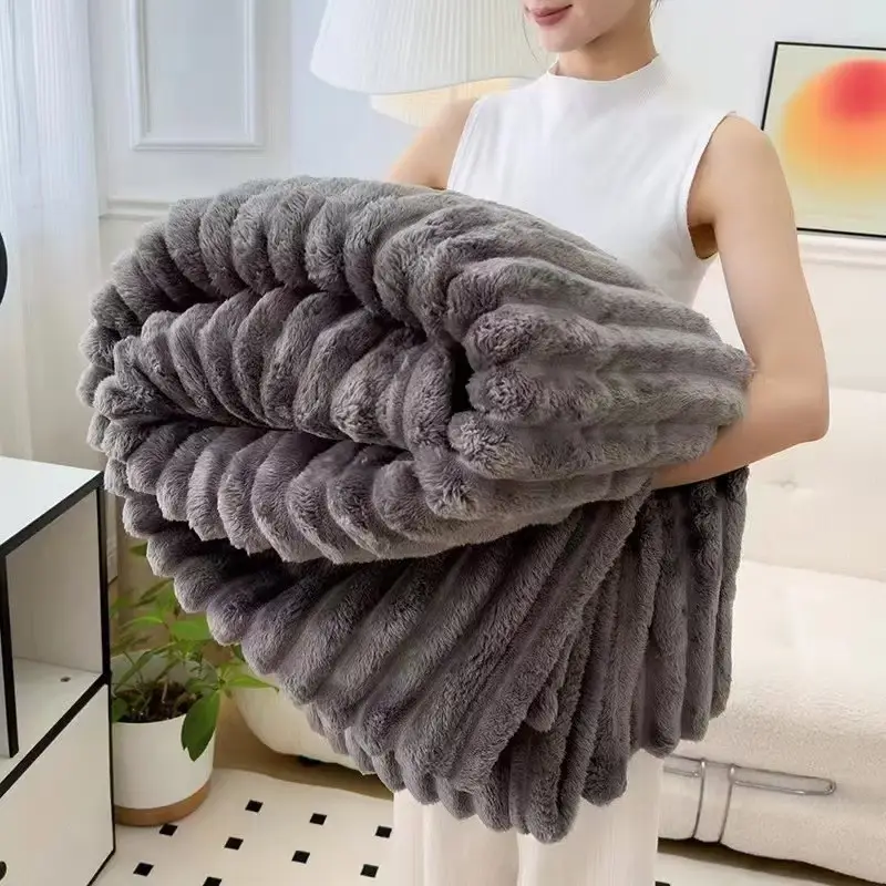 Double-sided Luxurious Faux Rabbit Fur Throw Blanket