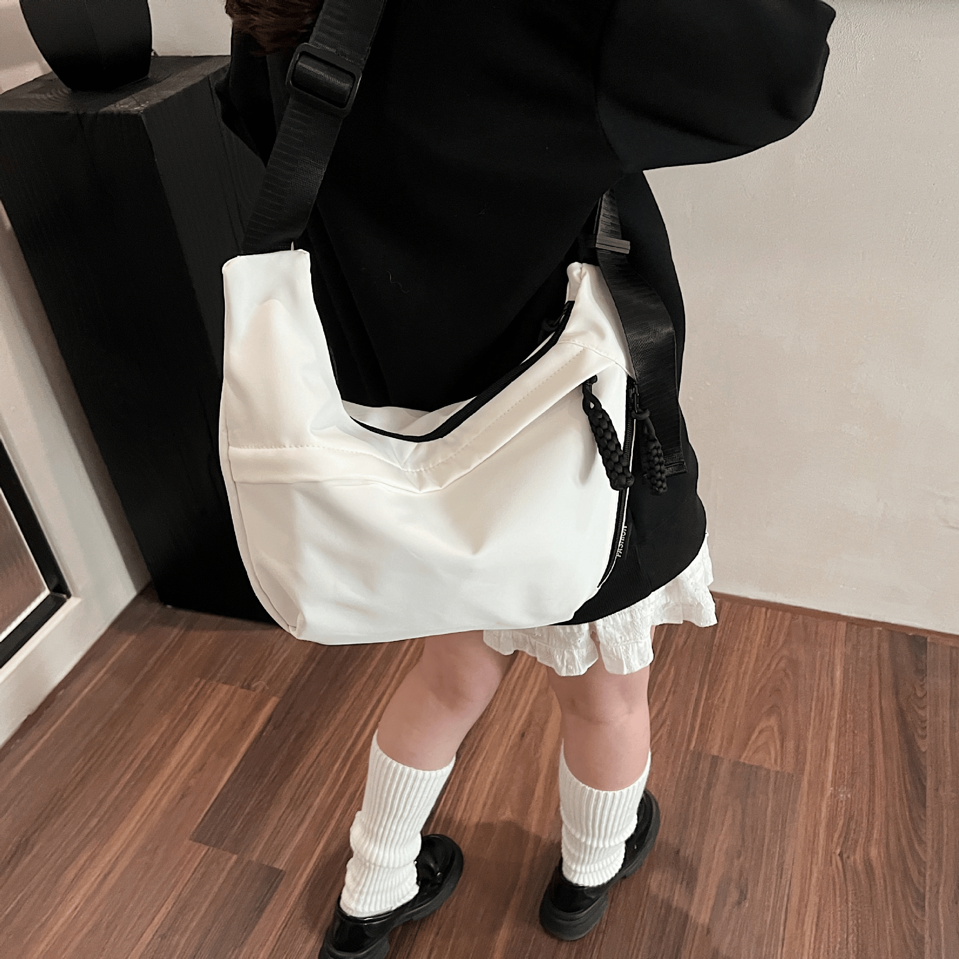 Easter Special Sale-49% OFF🎁Women's Fashion Plain Color Nylon Crossbody Bag