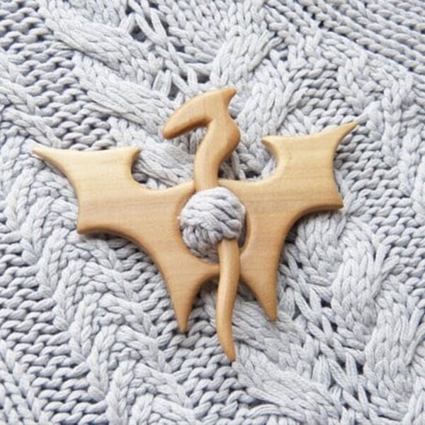 ❄️Wooden Animal Sweater Brooch🐱