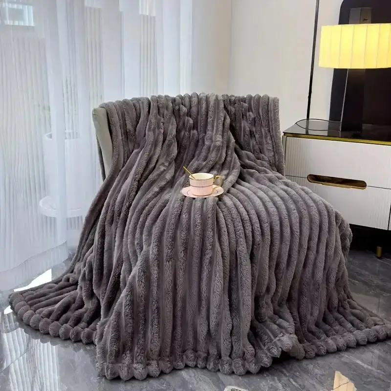 Double-sided Luxurious Faux Rabbit Fur Throw Blanket