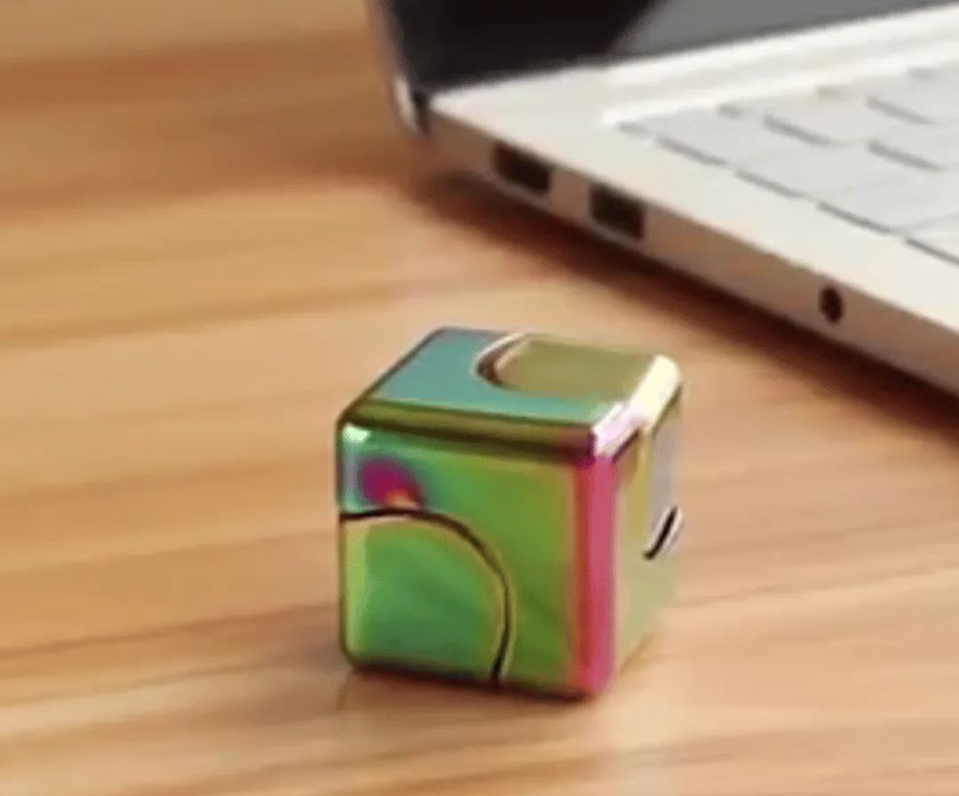 Finger Spinner Cube