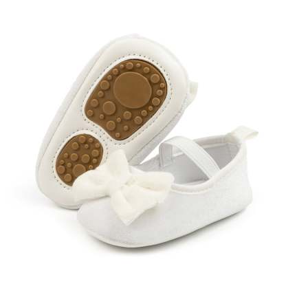 A06White