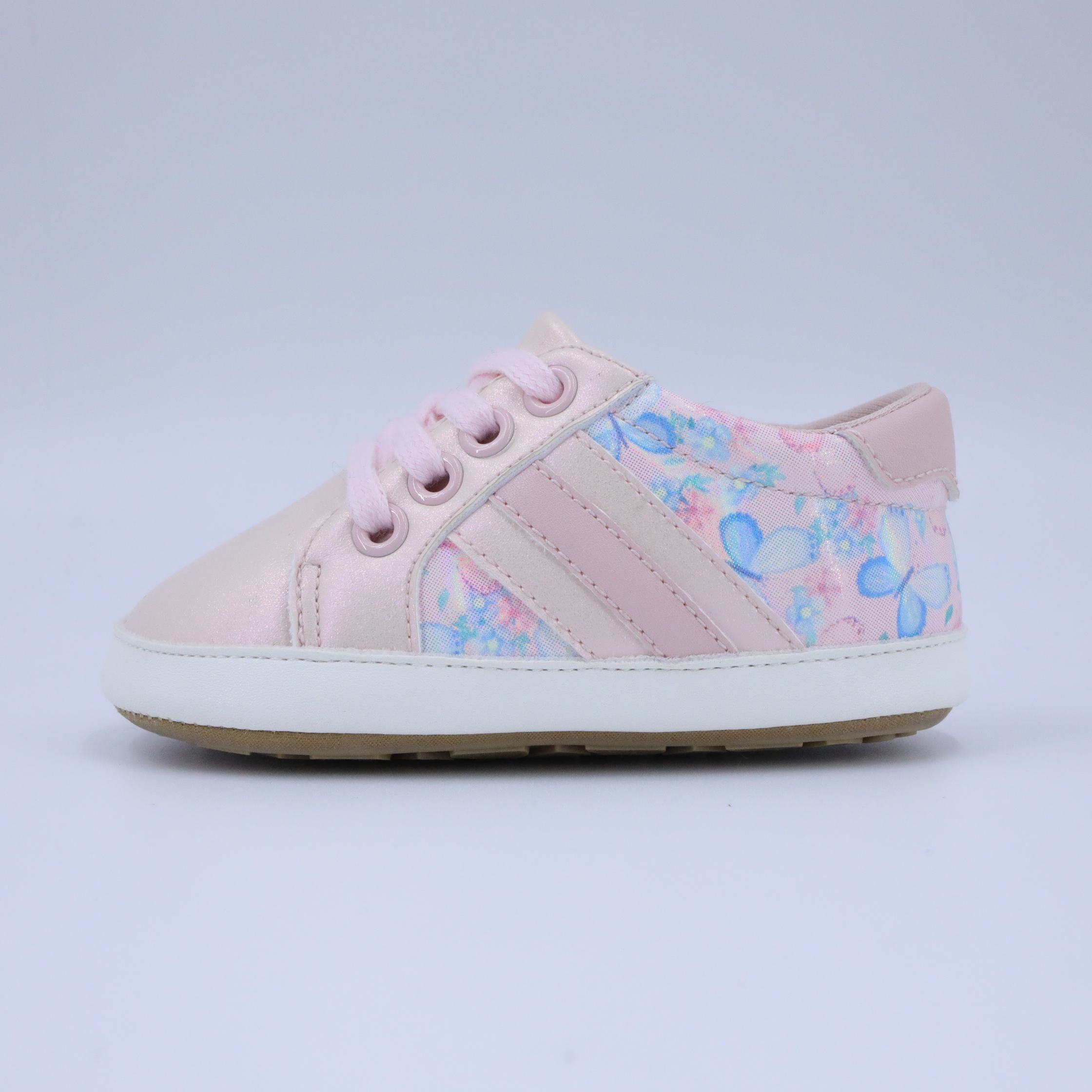 CG6111 Baby Casual Shoes for Infants Soft Sole Non Slip Lightweight Comfortable Breathable First Walkers Cute Design PUPVC Sole
