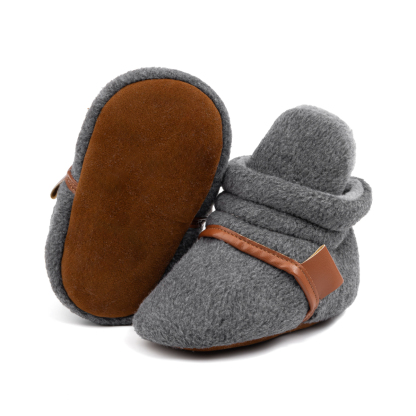 HM3512 Baby Shoes and Socks with Cotton Upper and Soft Cotton Sole for Newborns and Infants Comfortable and Breathable Design for Early Walkers
