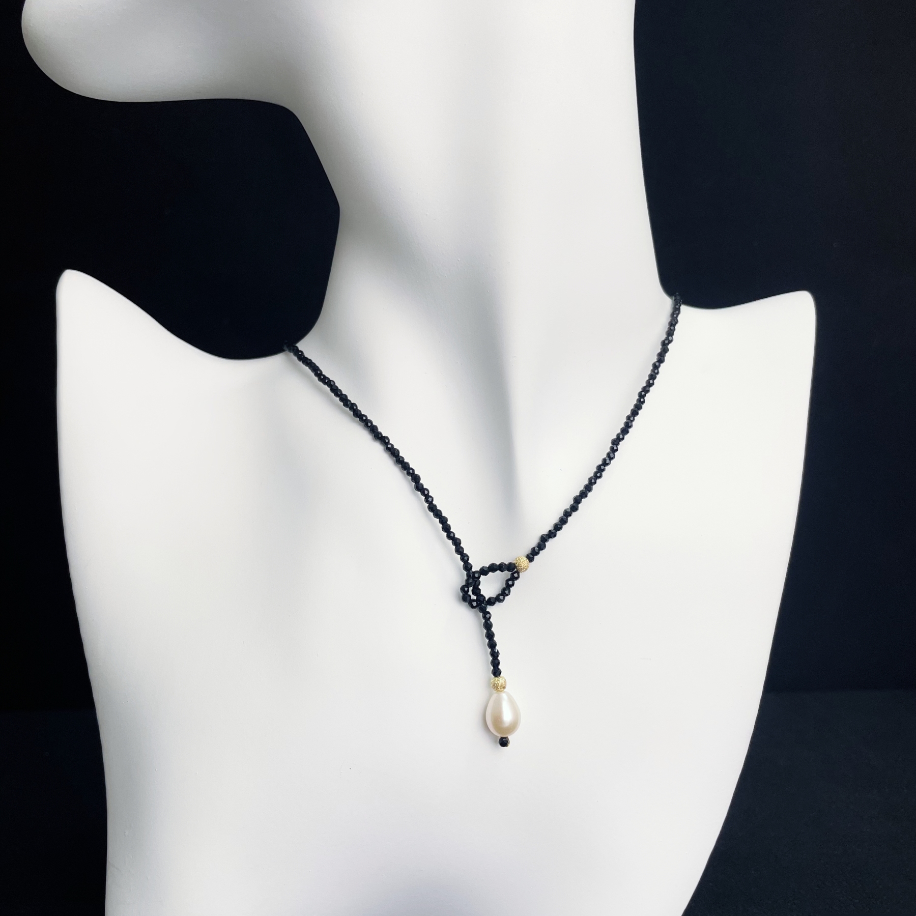 Elegant Black Spinel and Pearl Necklace with Adjustable Length