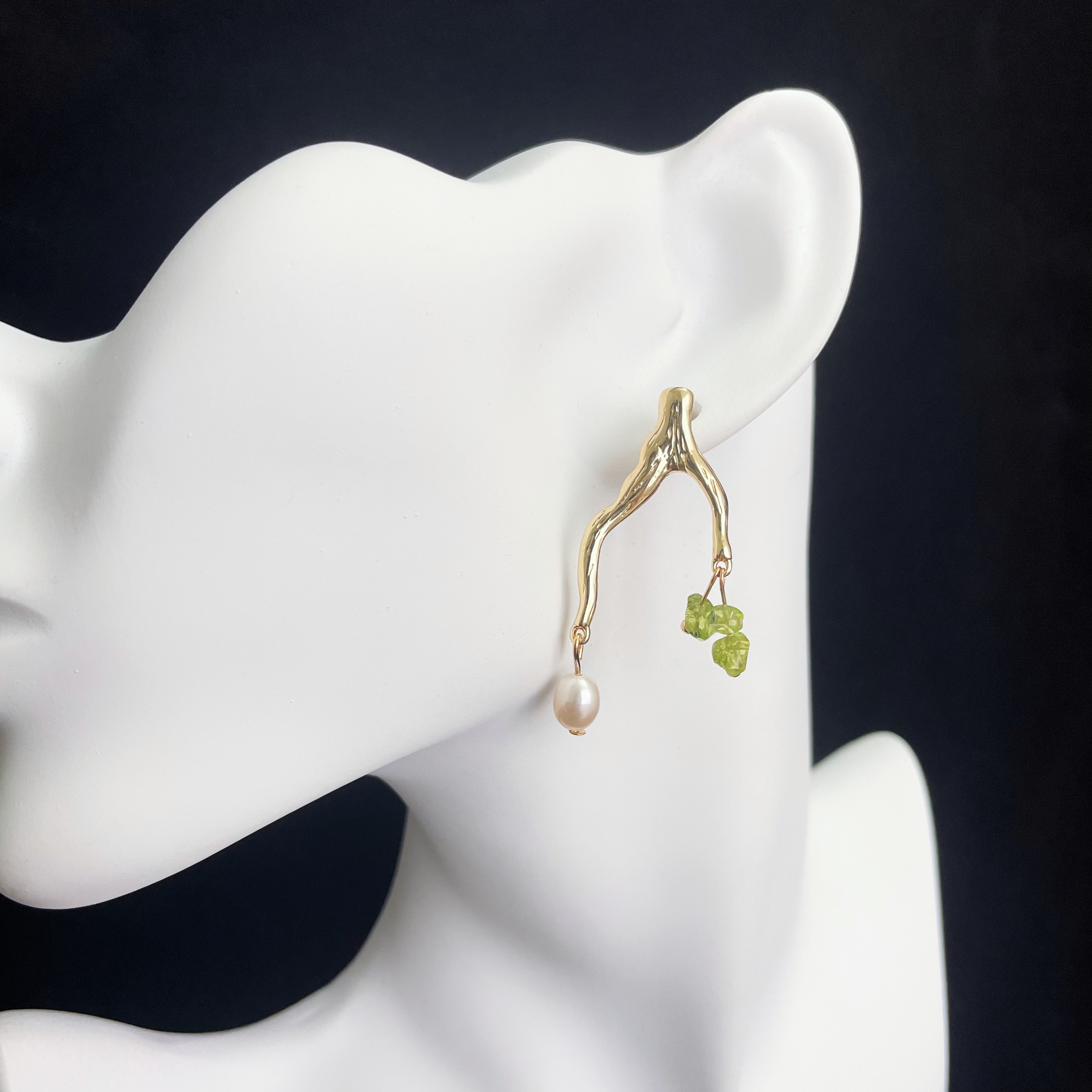 Freshwater Pearl and Peridot Branch Earrings: Spring's verdant waltz