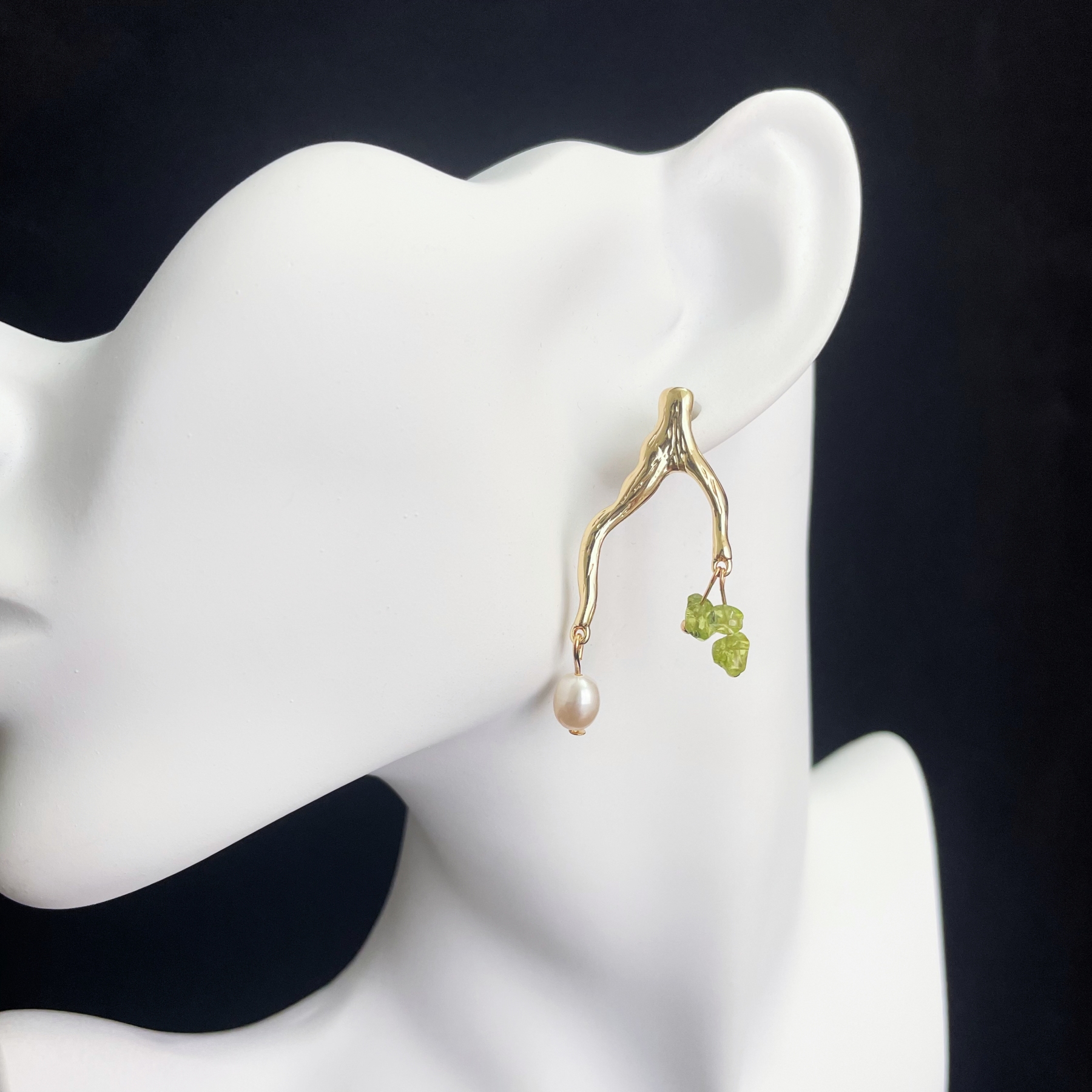 Freshwater Pearl and Peridot Branch Earrings: Spring's verdant waltz