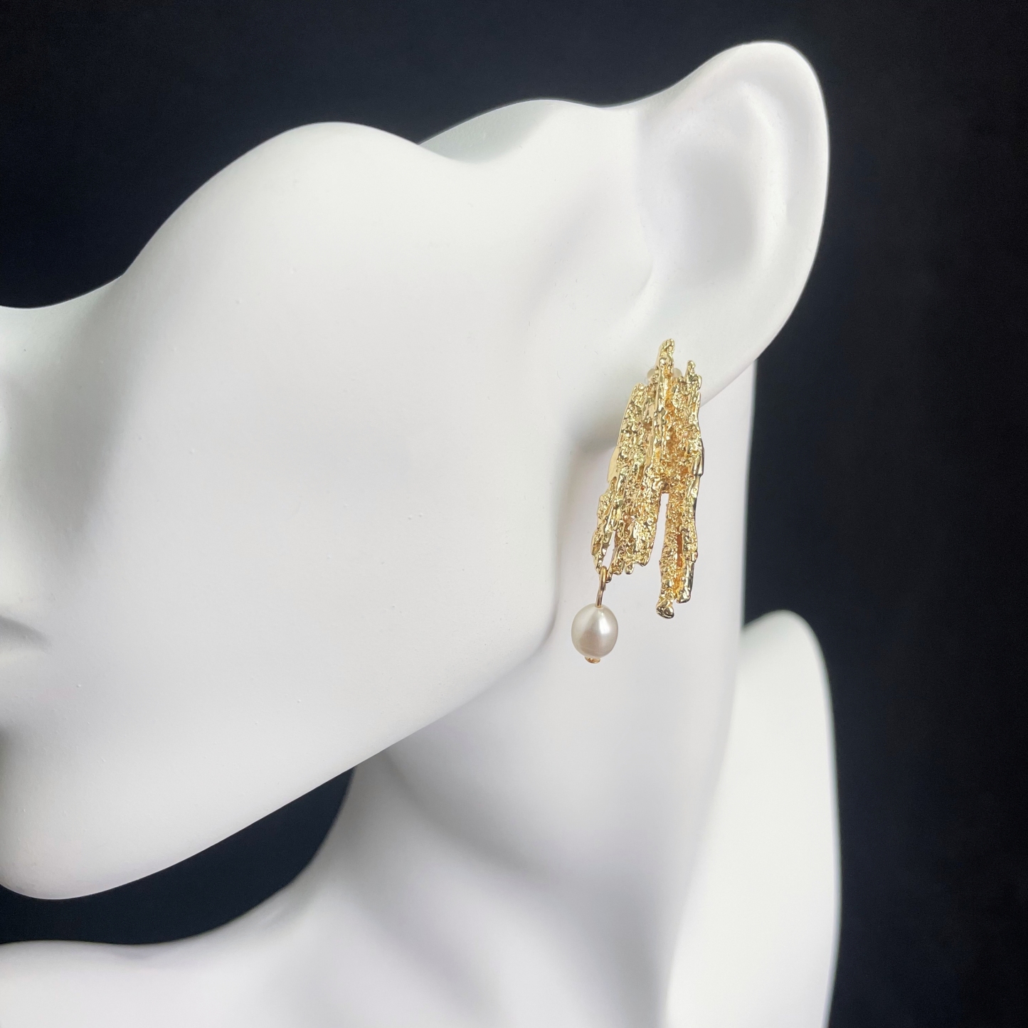 Tree-Trunk Texture Freshwater Pearl Drop Earrings