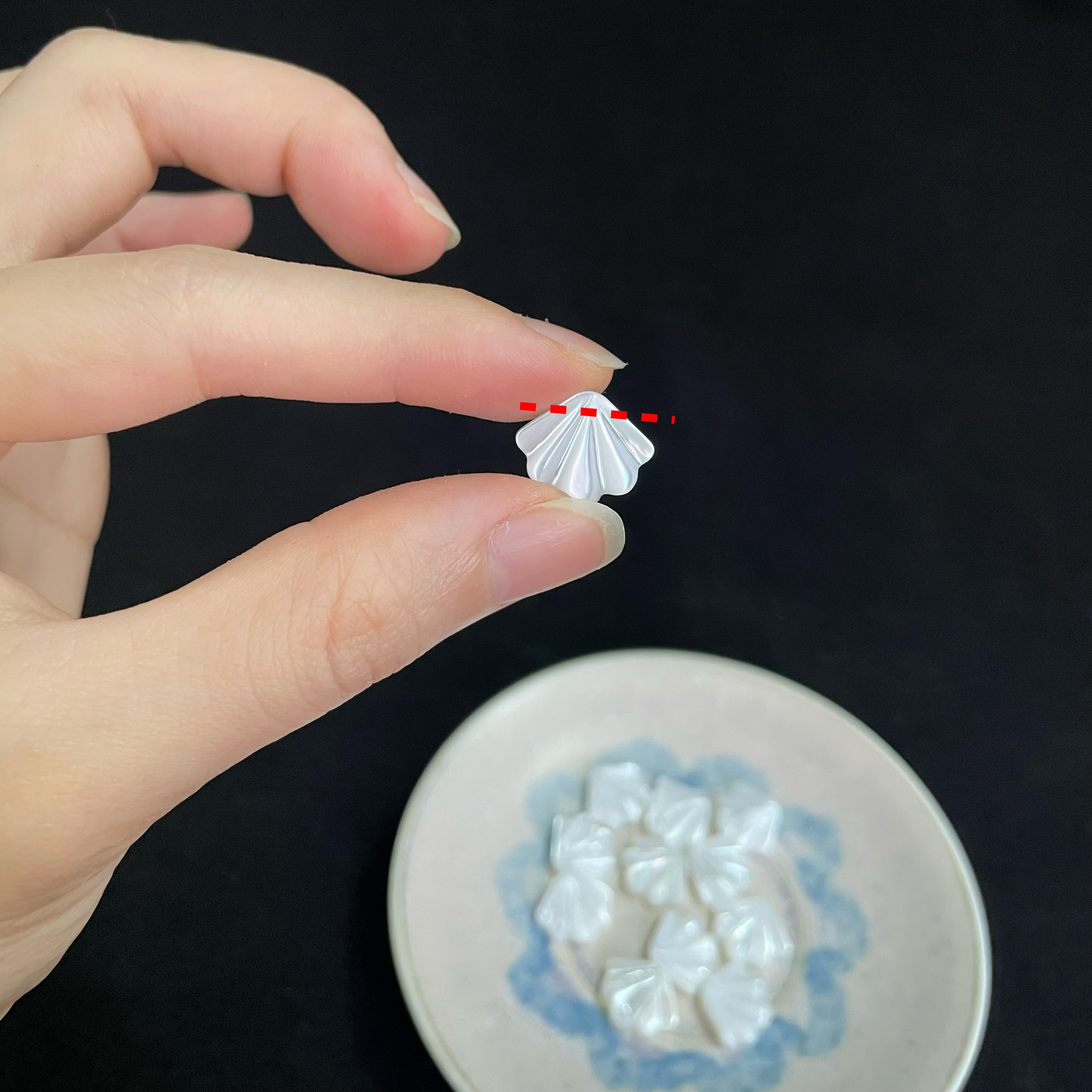 13.8*12mm Scallop Beads Carved by White Shell