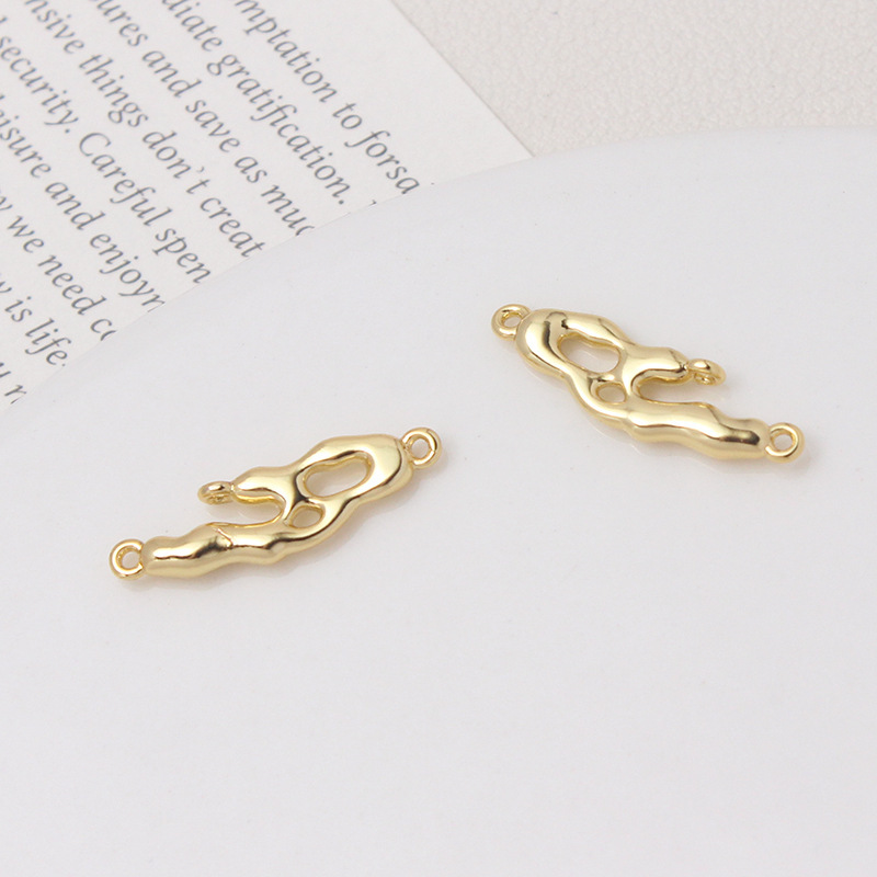 Muti-Hanging-Rings Irregular Branch Connector Accessory