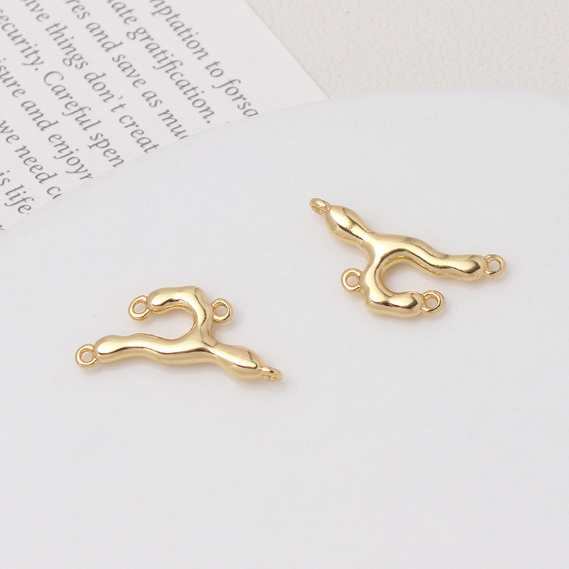 Muti-Hanging-Rings Irregular Branch Connector Accessory