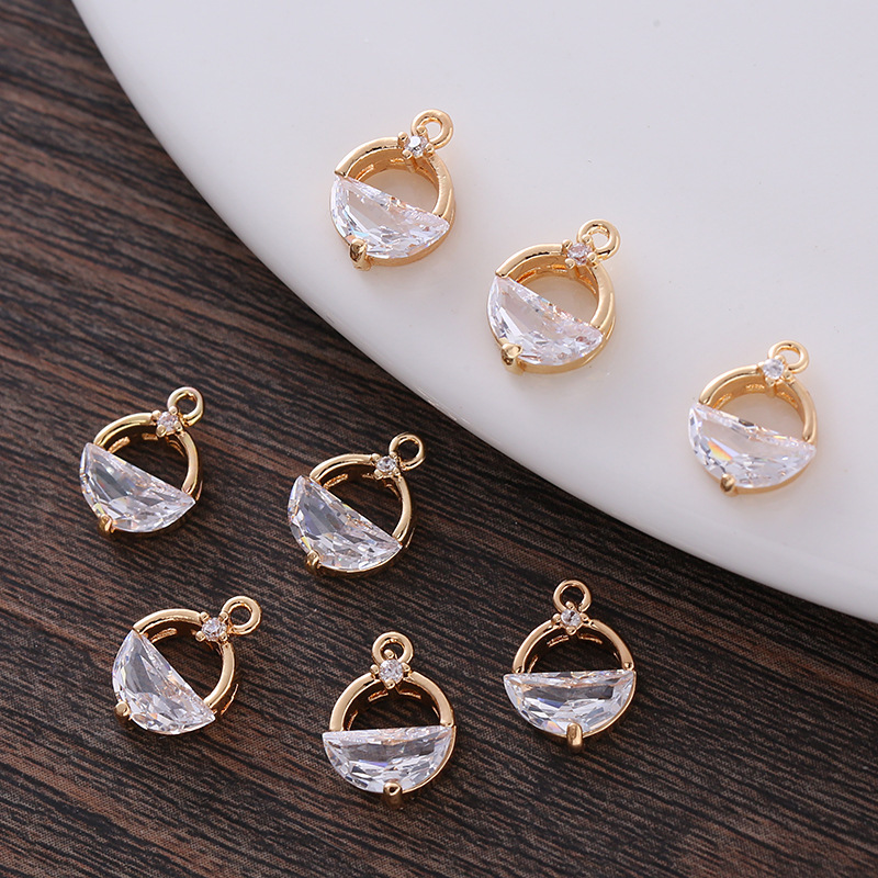 11*8mm Zircon Clear Spring Water Charm Pendant