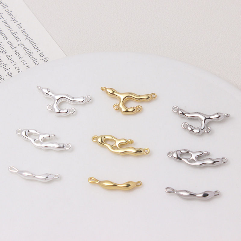 Muti-Hanging-Rings Irregular Branch Connector Accessory