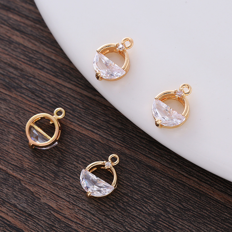 11*8mm Zircon Clear Spring Water Charm Pendant