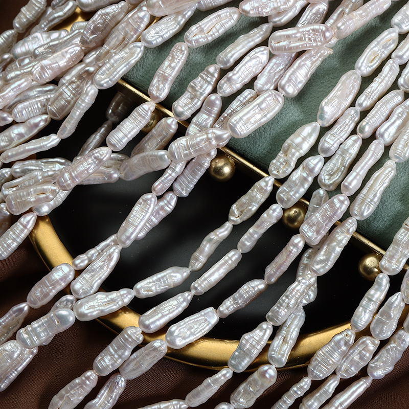 Natural Freshwater Biwa Pearl with Natural Grain