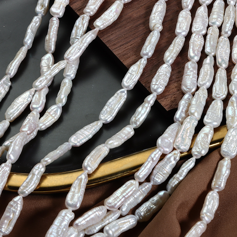 Natural Freshwater Biwa Pearl with Natural Grain