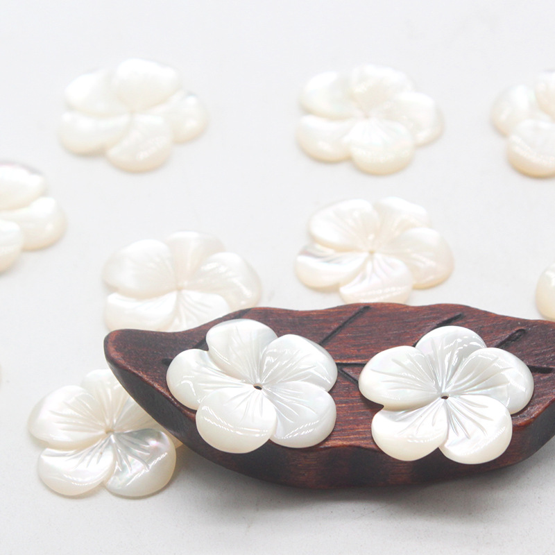 Flowers Carved from Natural Shell 1 Piece