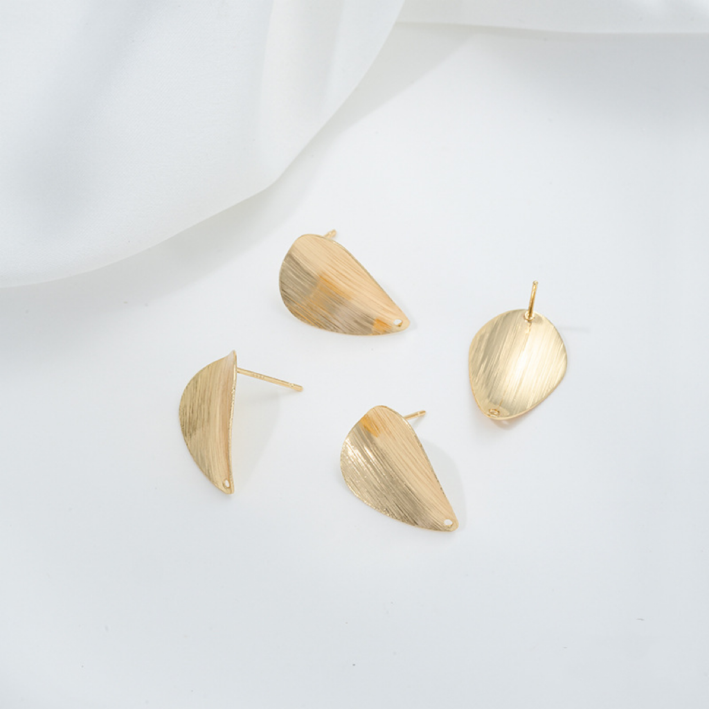 14k Gold Plated Leaf Shaped Earring Studs Accessory