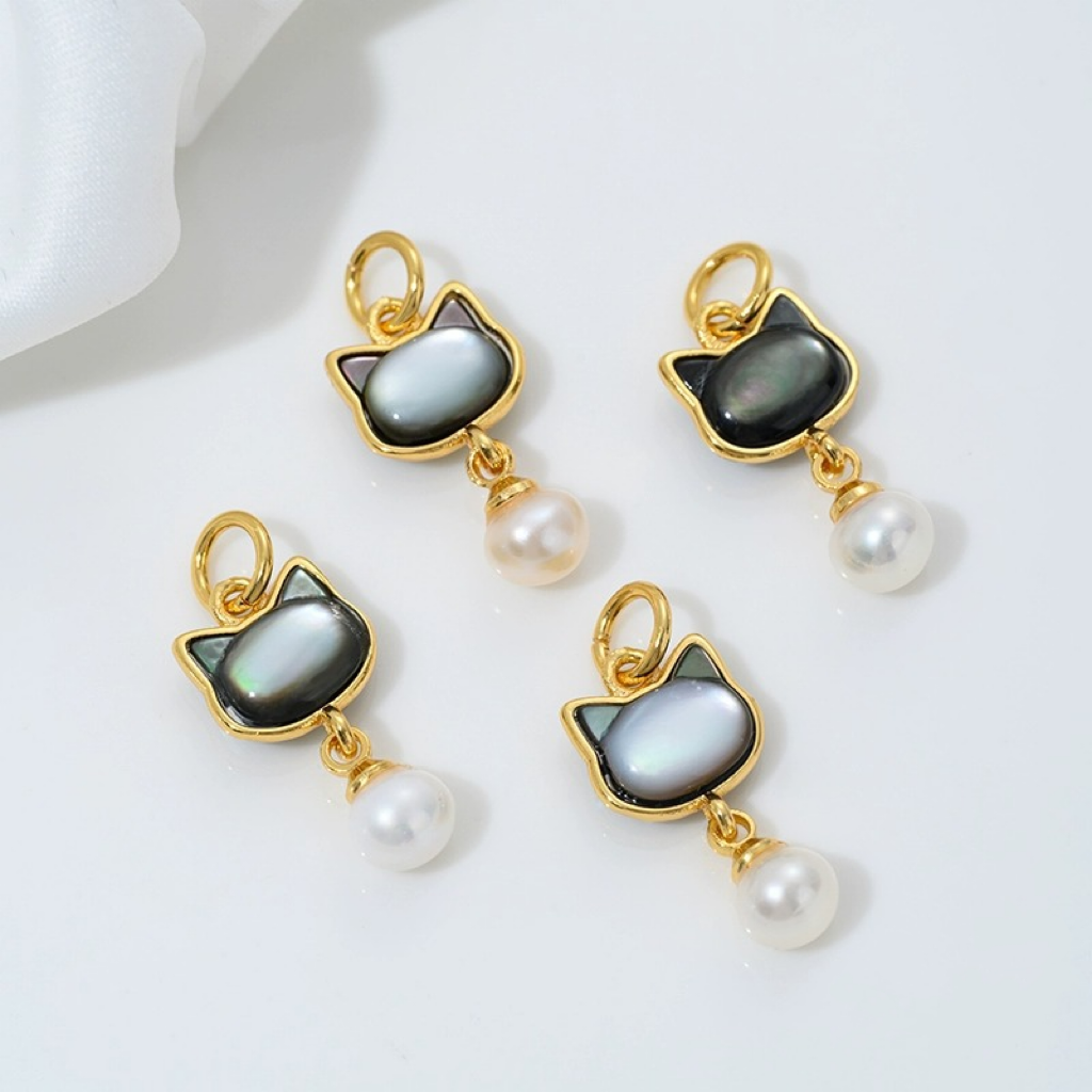 Black and White Natural Shell Carved Cat Theme Pendant Jewelry Charms