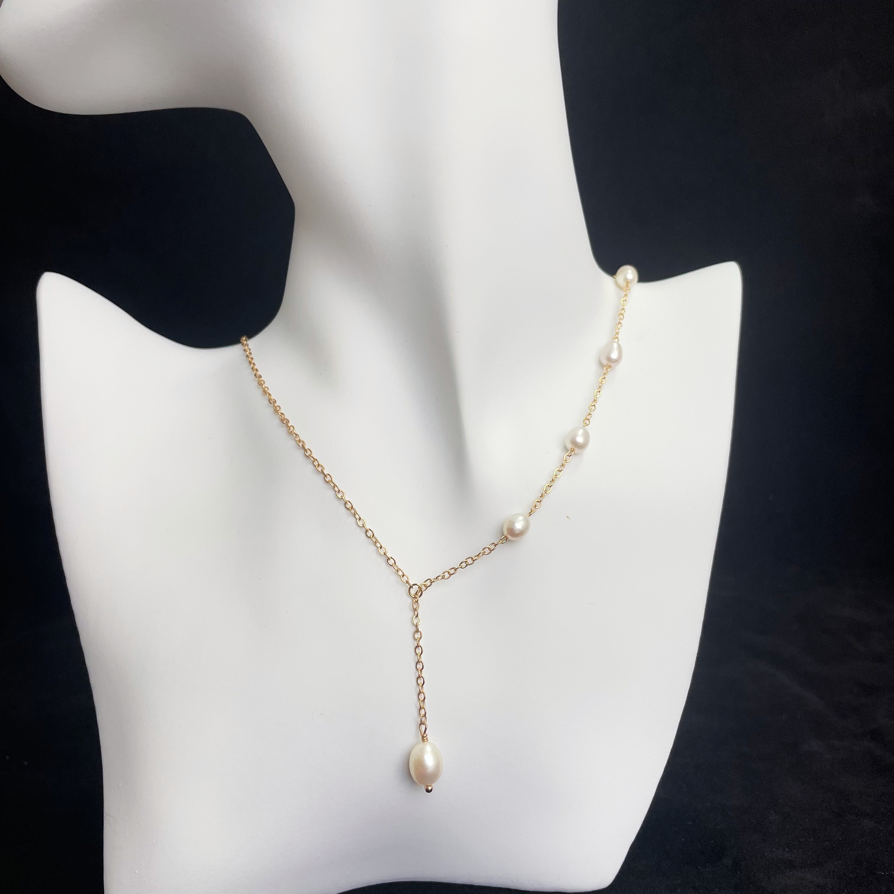 Y-Lariat Freshwater Pearls Necklace