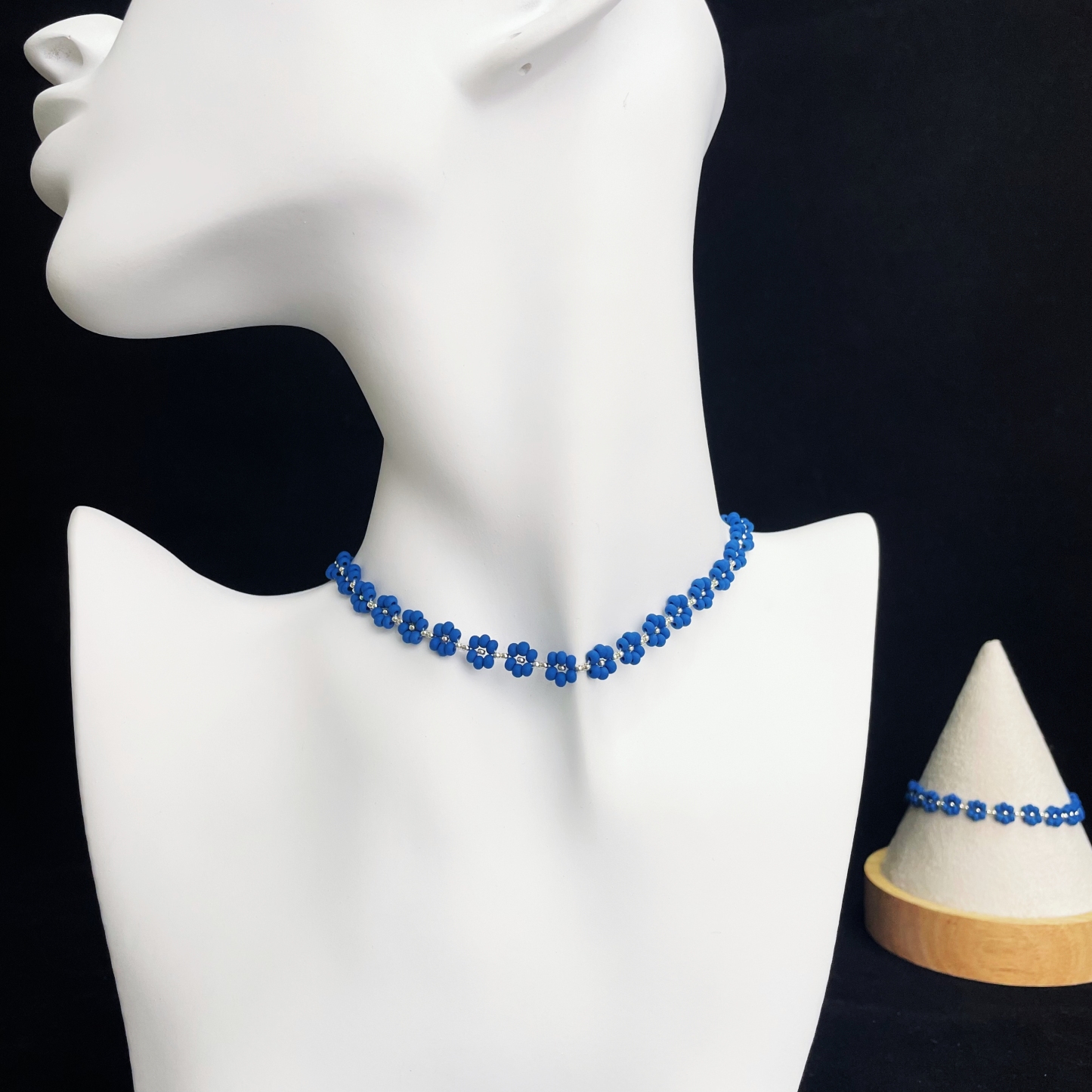 Royal Blue Velvet Bead Flowers Choker