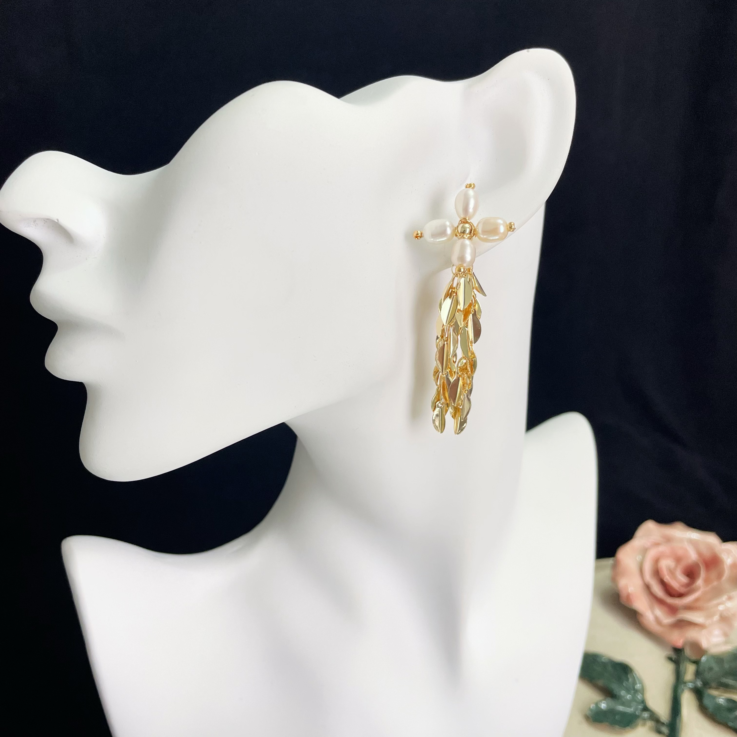 Four-Petaled Pearl Flower with Golden Leaves Tassels Earrings