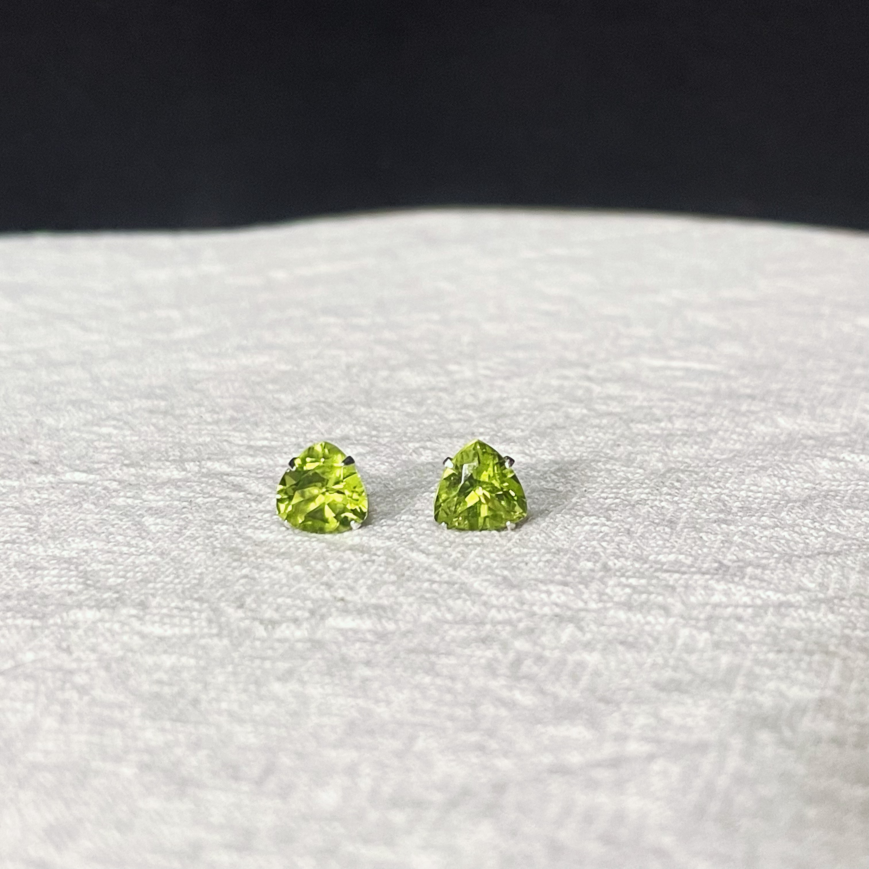 7mm Fat Triangle Peridot Ear Studs  Vibrant Elegance for Every Occasion
