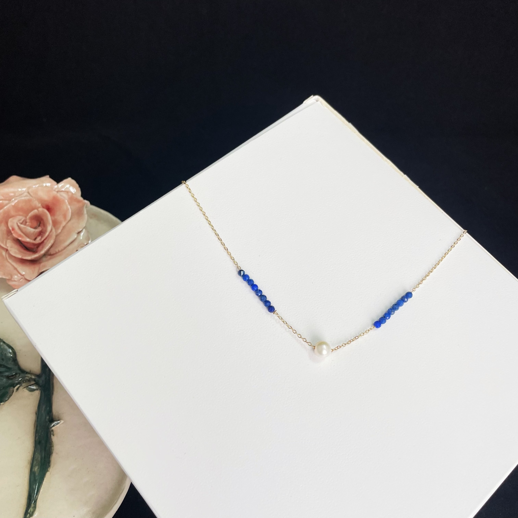 Slidable Pearl and Lapis Lazuli Beaded Necklace