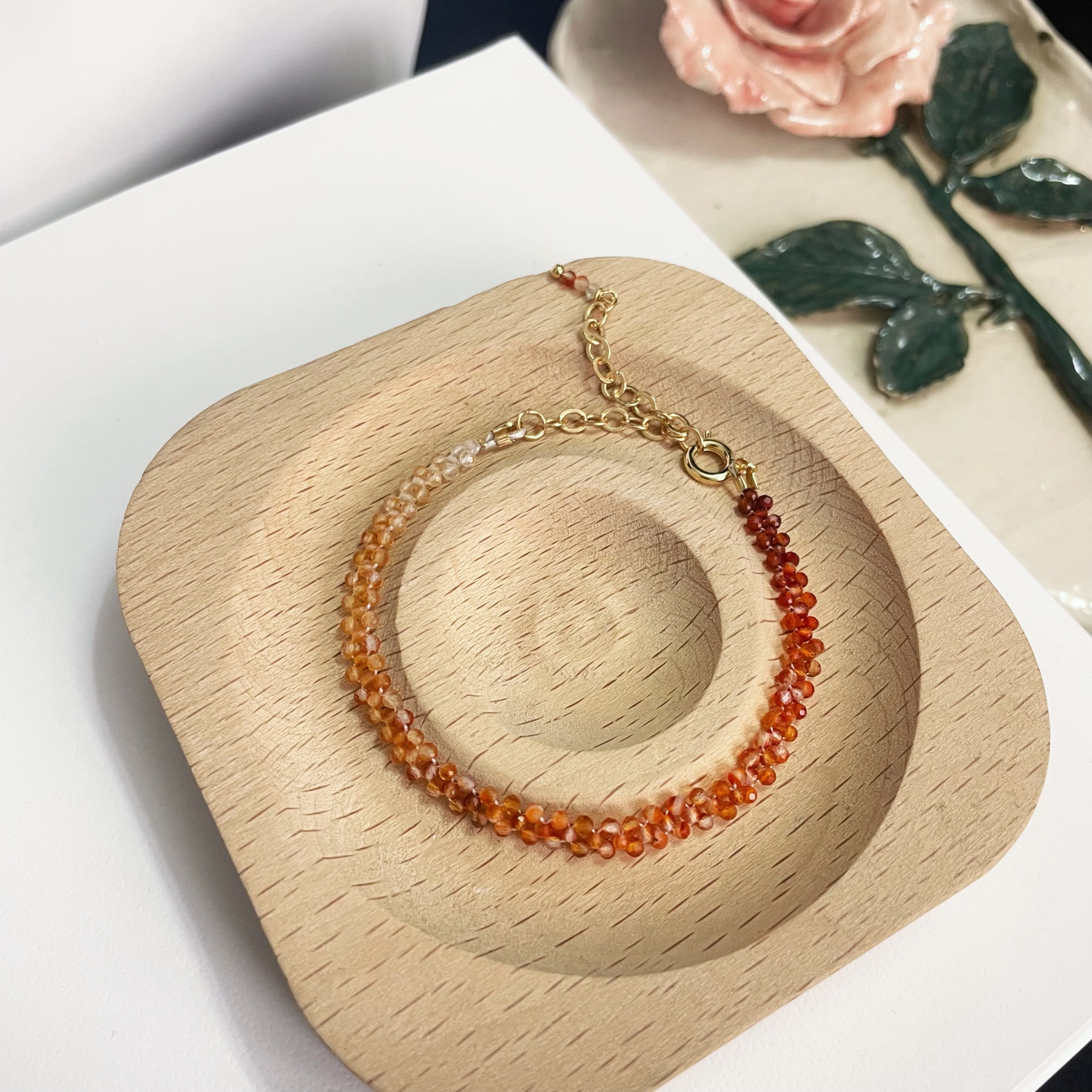 Red Agate Gradient Woven Bracelet