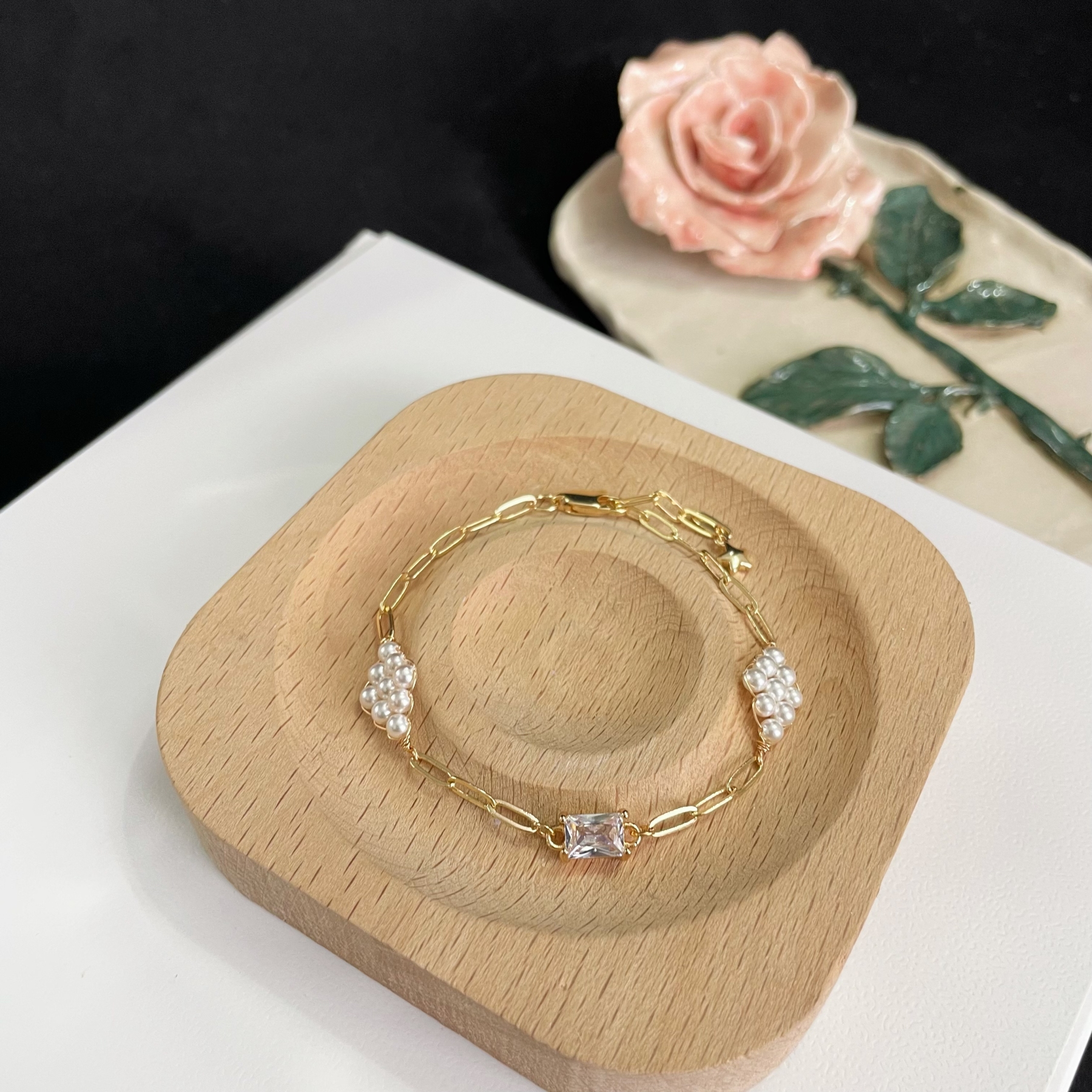 Paperclip Chain Bracelet with beads woven Rhombus and Rectangle Zircon