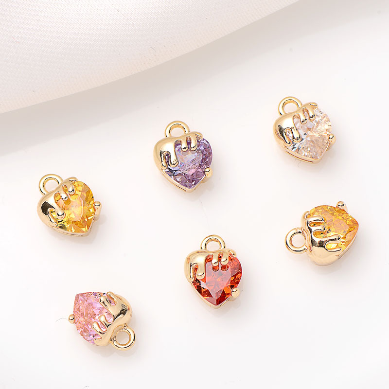 6.7*8.5MM Colored Zircon Inlaid Heart Pendant Jewelry Charm