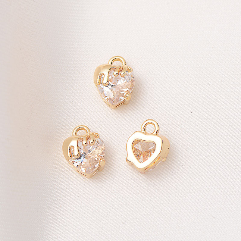 6.7*8.5MM Colored Zircon Inlaid Heart Pendant Jewelry Charm