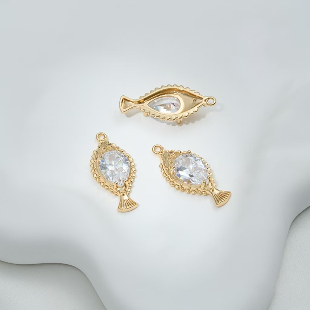 14k Gold Marine Organism Theme Charm Pendant-likayjewel