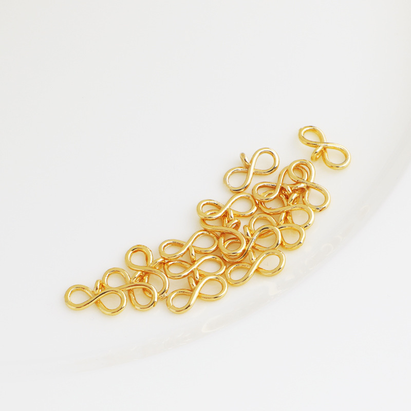 Gold Plated 8-Shaped Connector with Hanging Ring 10 pcs