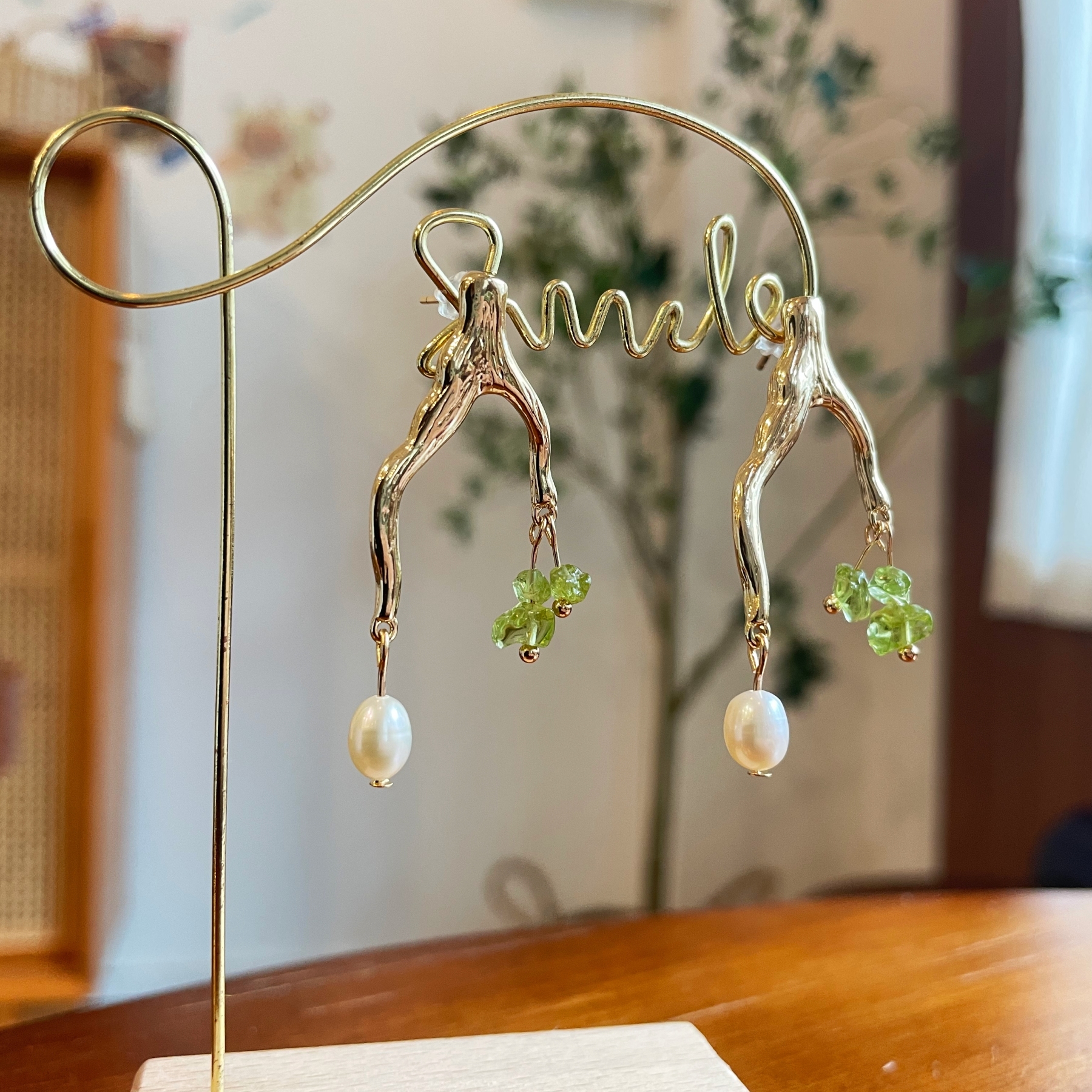 Freshwater Pearl and Peridot Branch Earrings: Spring's verdant waltz