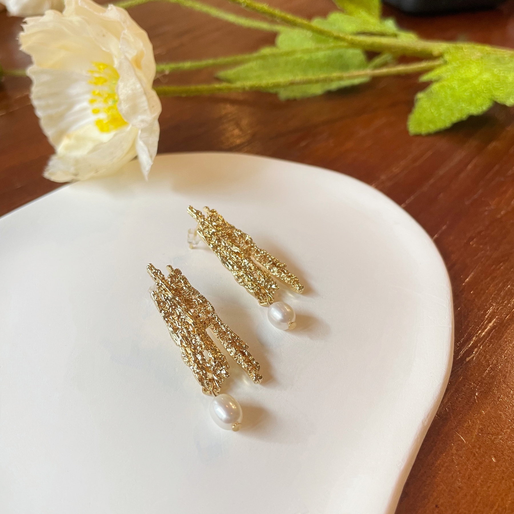 Tree-Trunk Texture Freshwater Pearl Drop Earrings