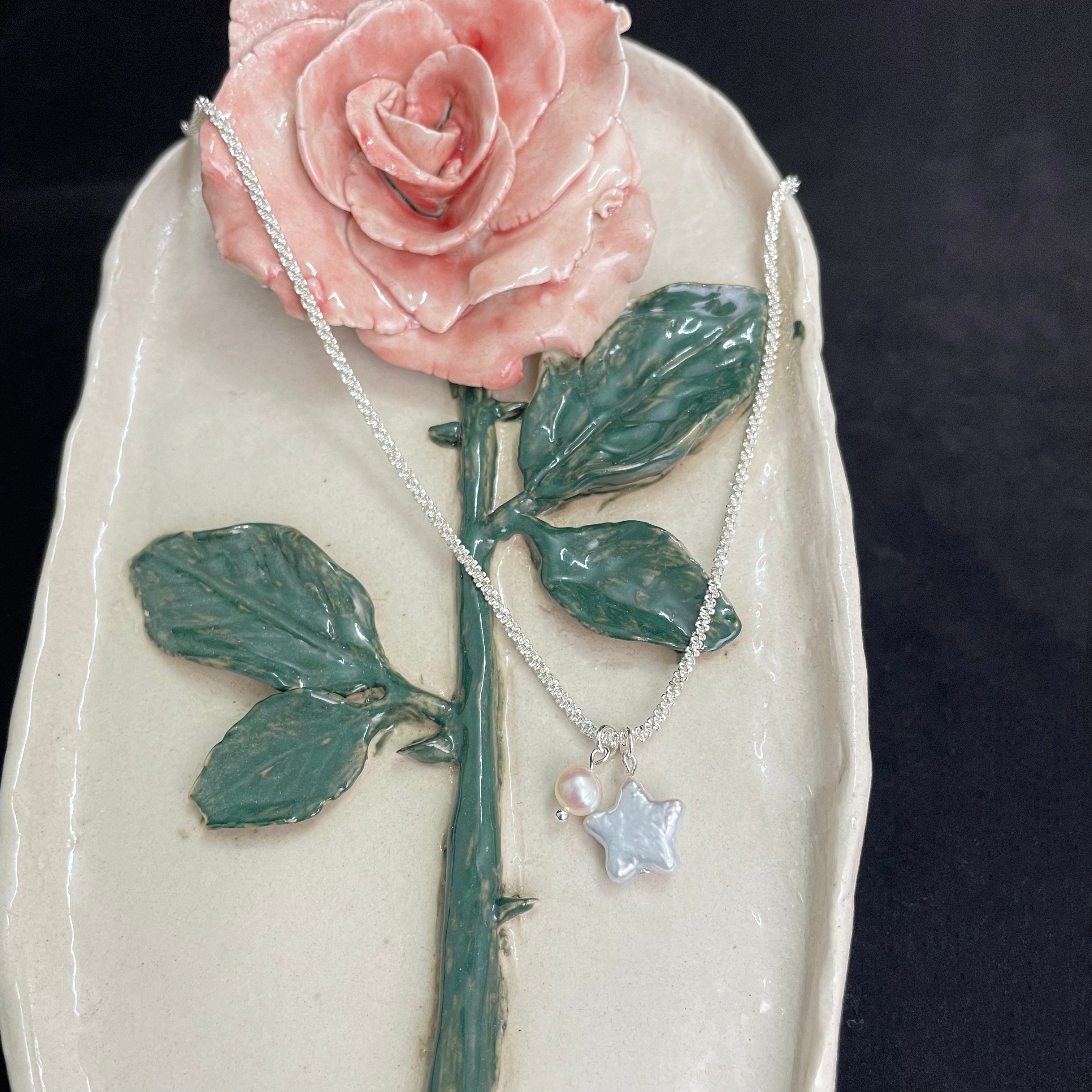 Shimmering Baroque Star Pearl Silver Necklace Starry Elegance