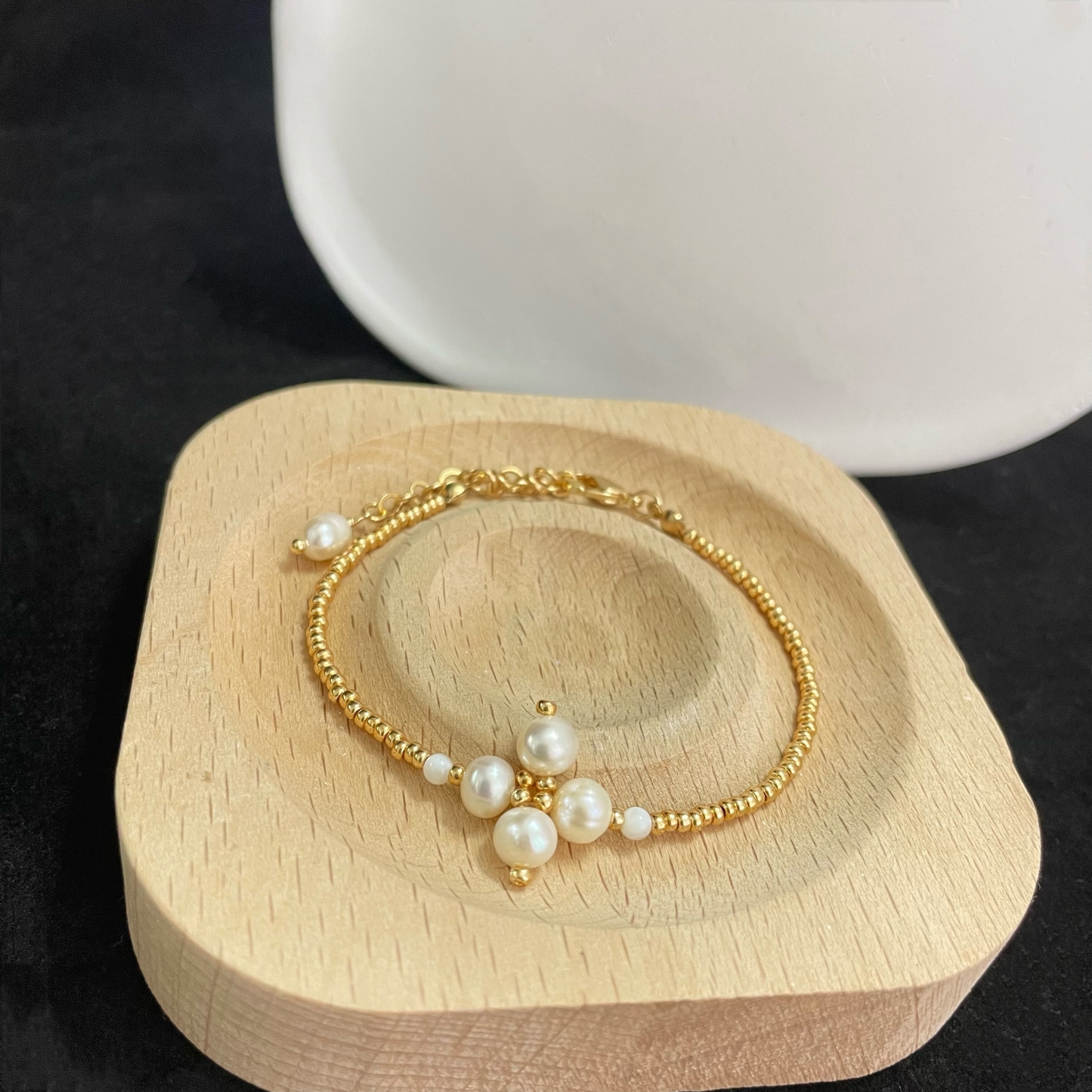 Freshwater Pearl Flower Blooming Elegance Bracelet