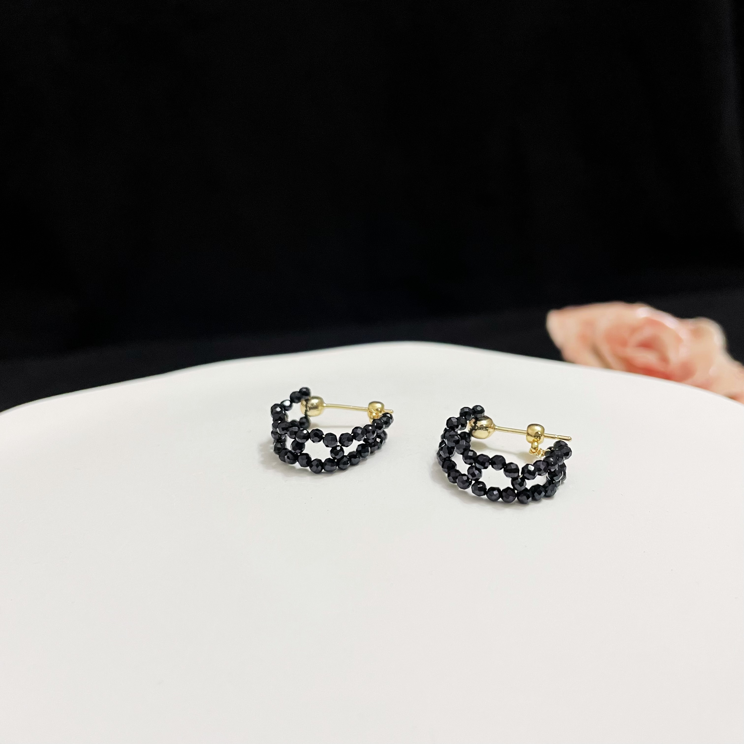 Exquisite Black Spinel Woven Lace Semi-Hoop Earrings