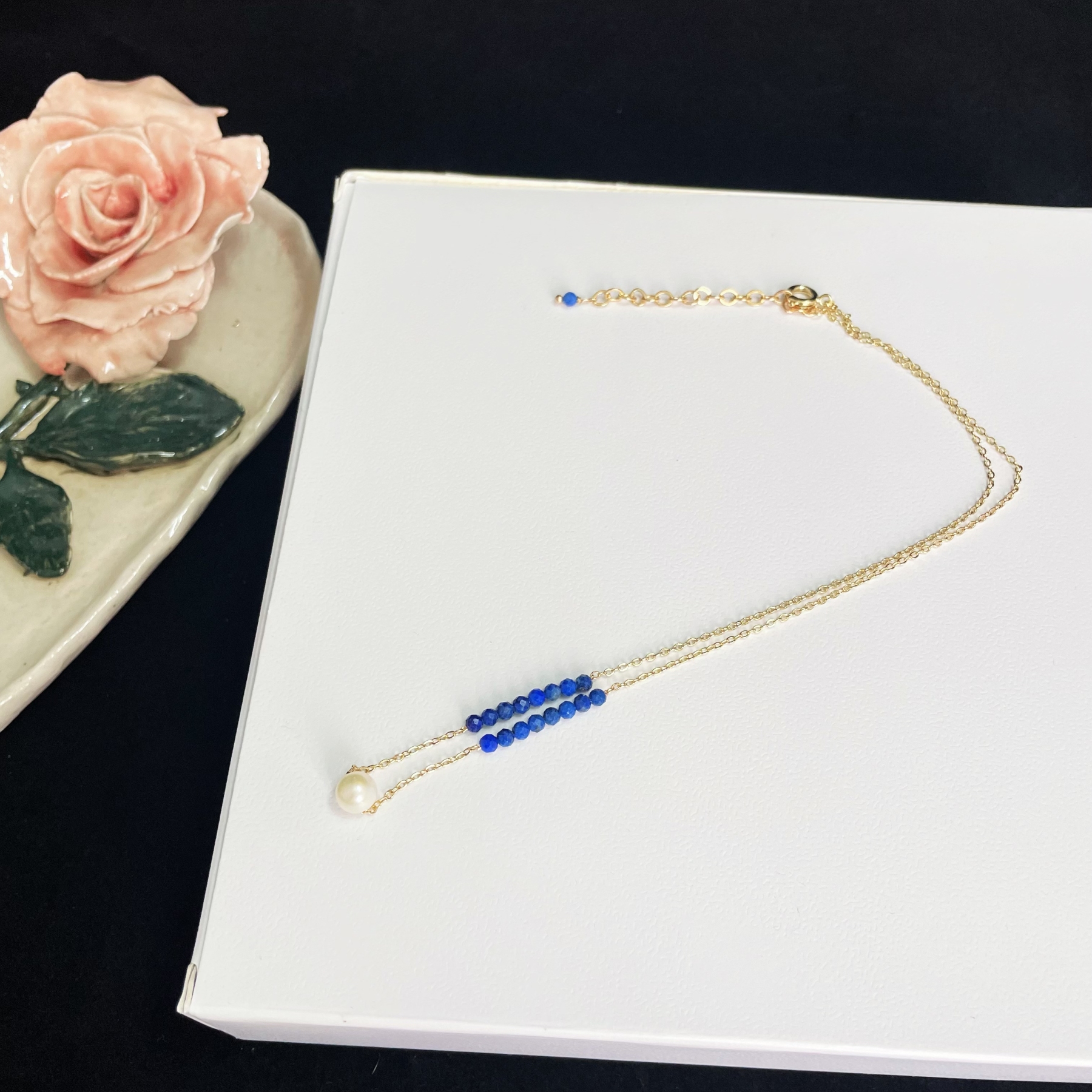 Slidable Pearl and Lapis Lazuli Beaded Necklace