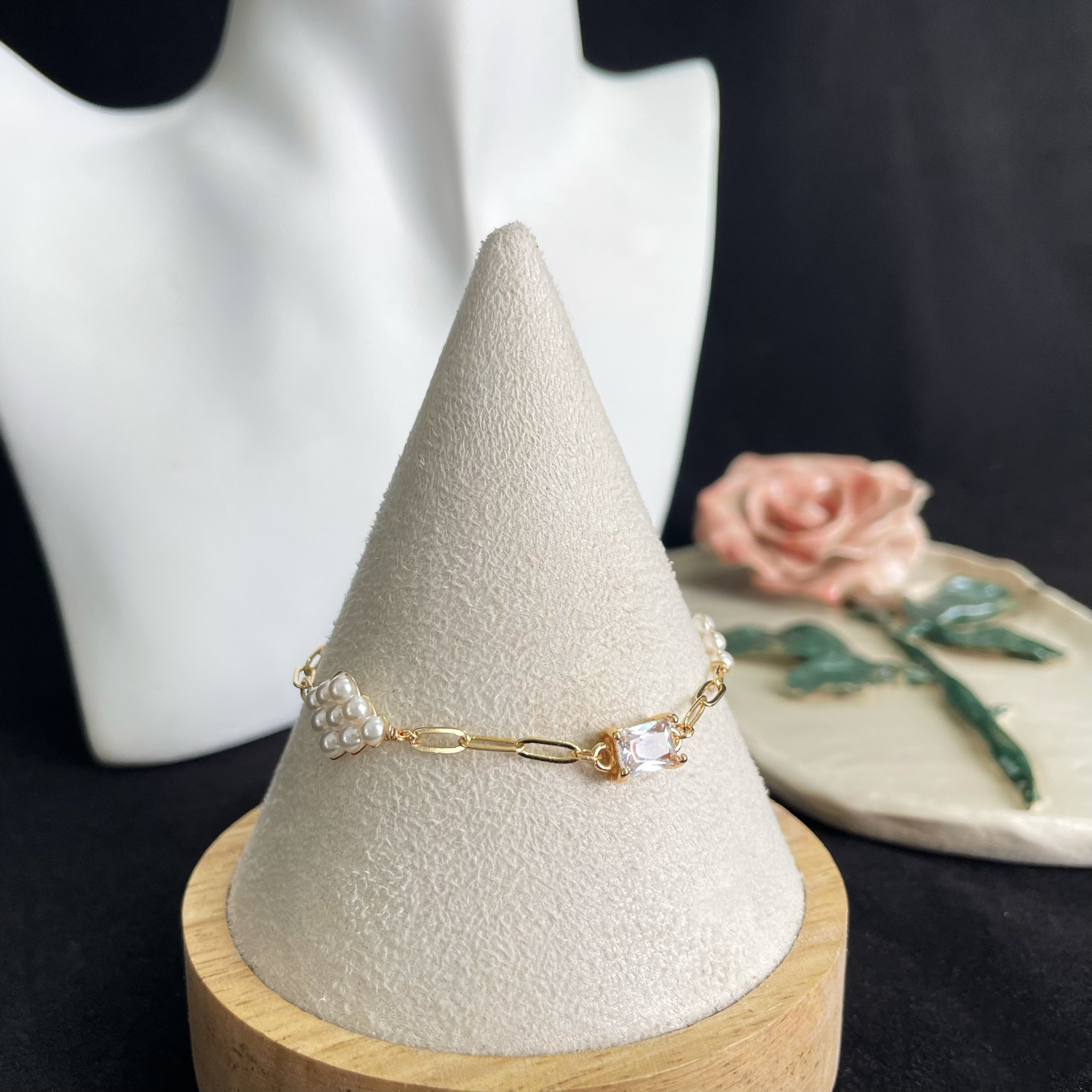 Paperclip Chain Bracelet with beads woven Rhombus and Rectangle Zircon