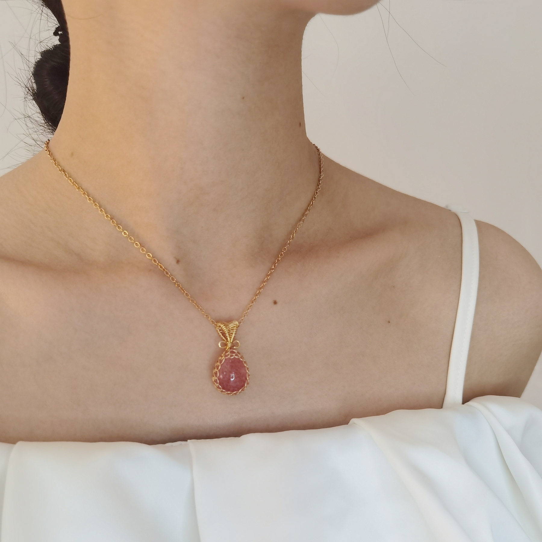 Handcrafted Teardrop Strawberry Quartz Woven Necklace