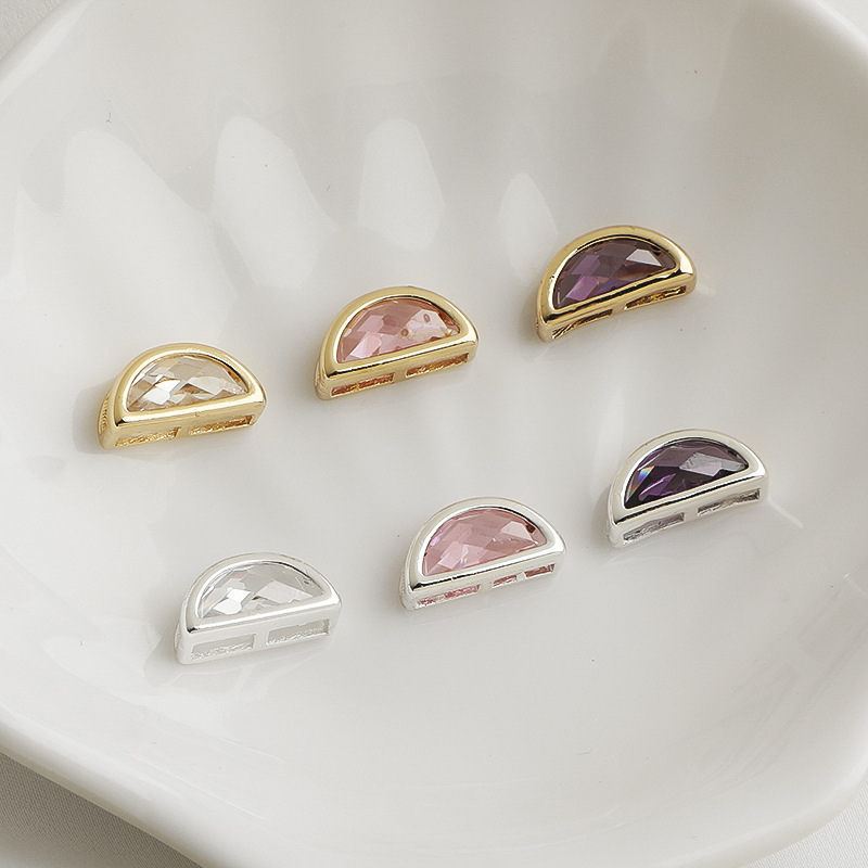 15*7.5*5.8mm Half Moon Zirconia Inlaid Spacer Bead