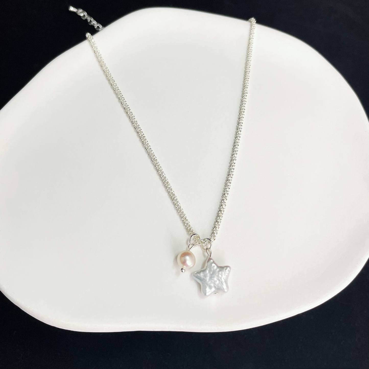 Shimmering Baroque Star Pearl Silver Necklace Starry Elegance