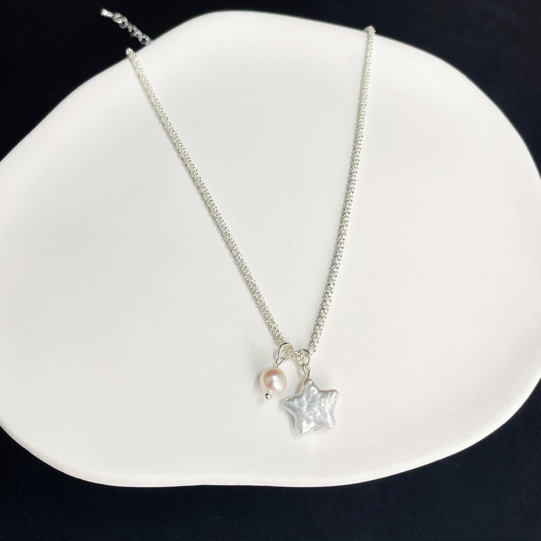 Shimmering Baroque Star Pearl Silver Necklace Starry Elegance