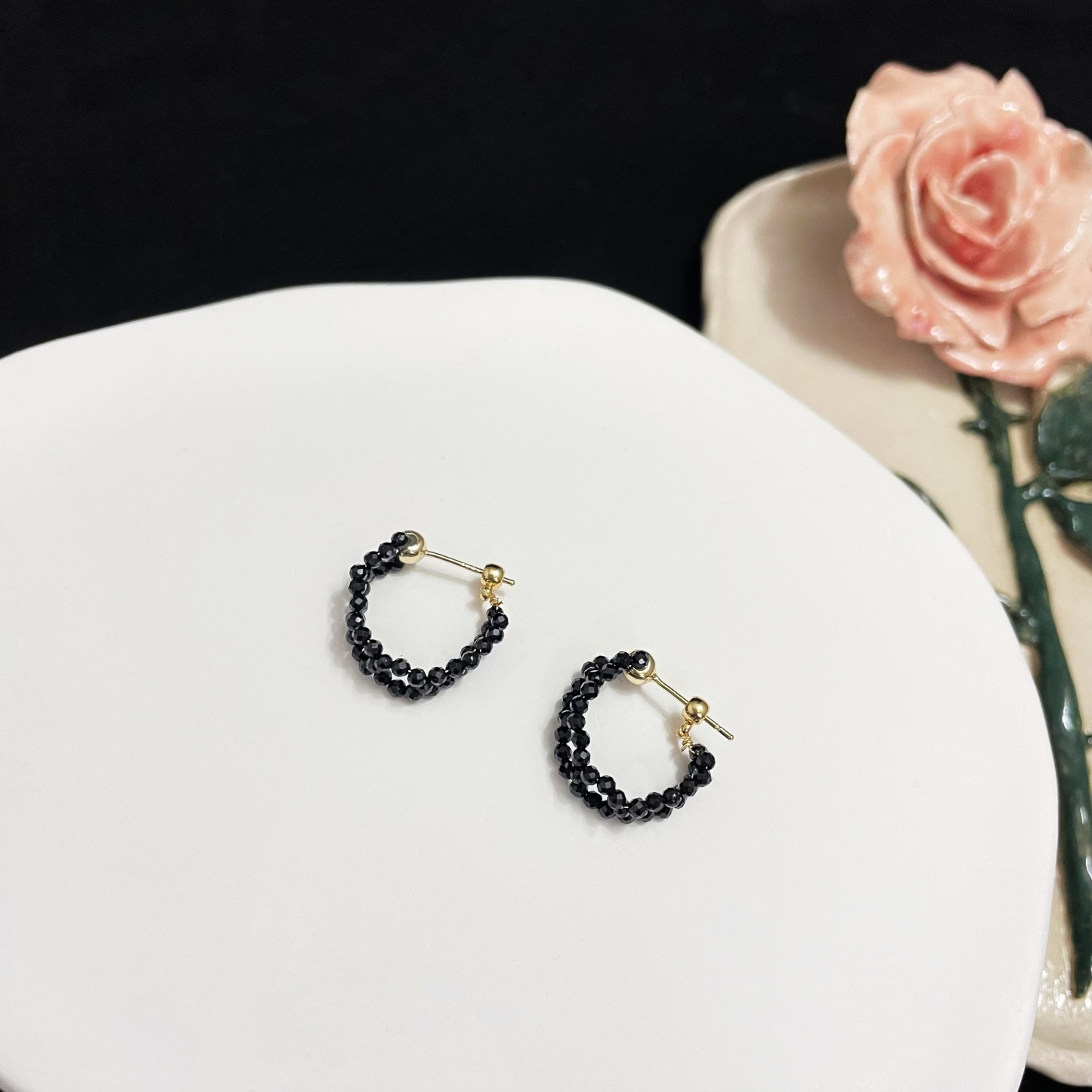 Exquisite Black Spinel Woven Lace Semi-Hoop Earrings