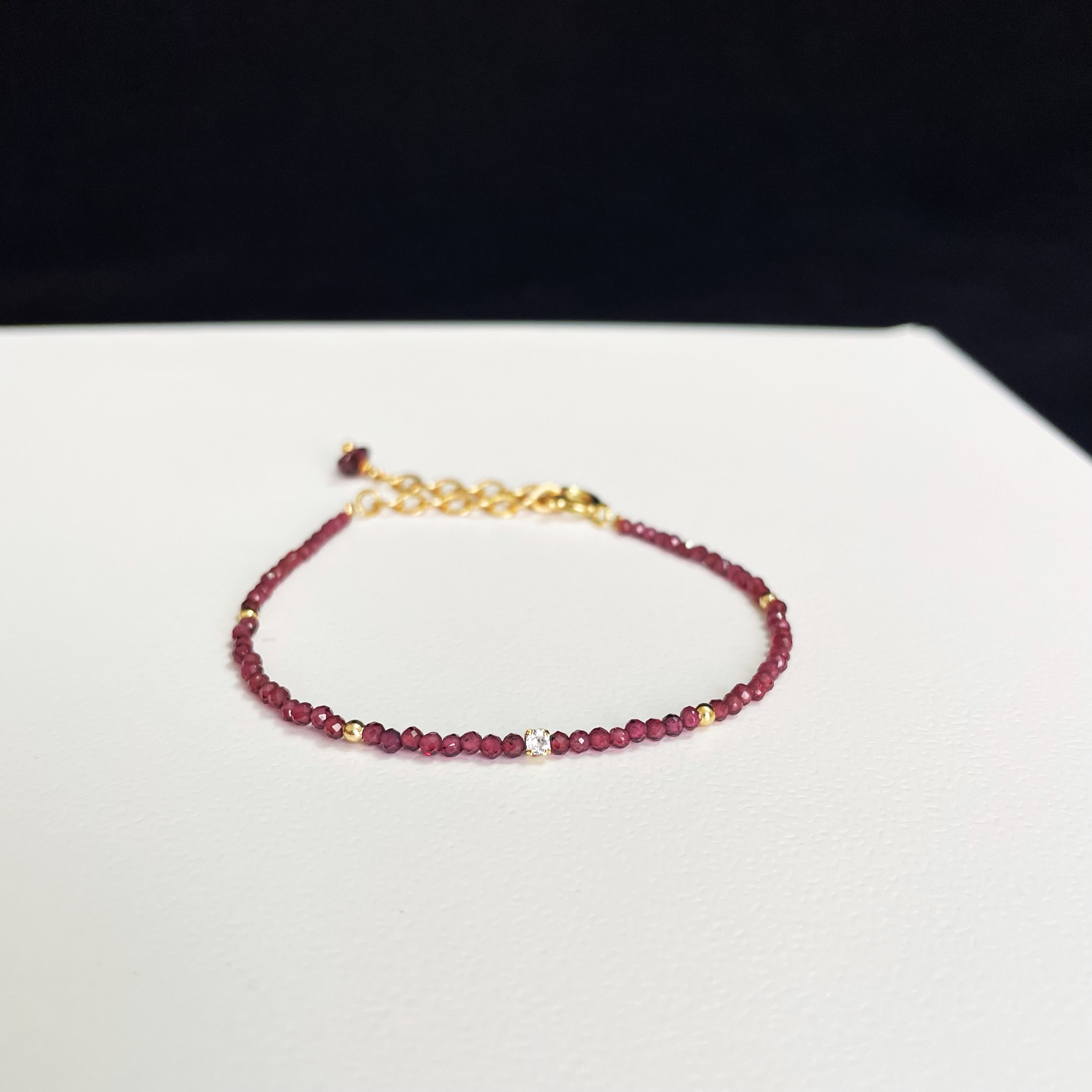  Passion & Elegance 2mm Garnet Faceted Beads Thin Bracelet